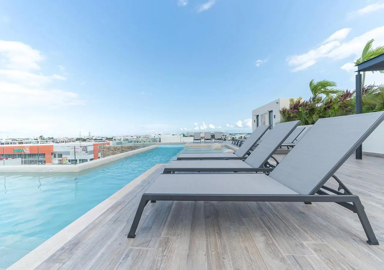 Condo Verde Oasis - Central 2 Bedroom With Pool, Gym, Private Terrace - At Veranto Condos Playa del Carmen