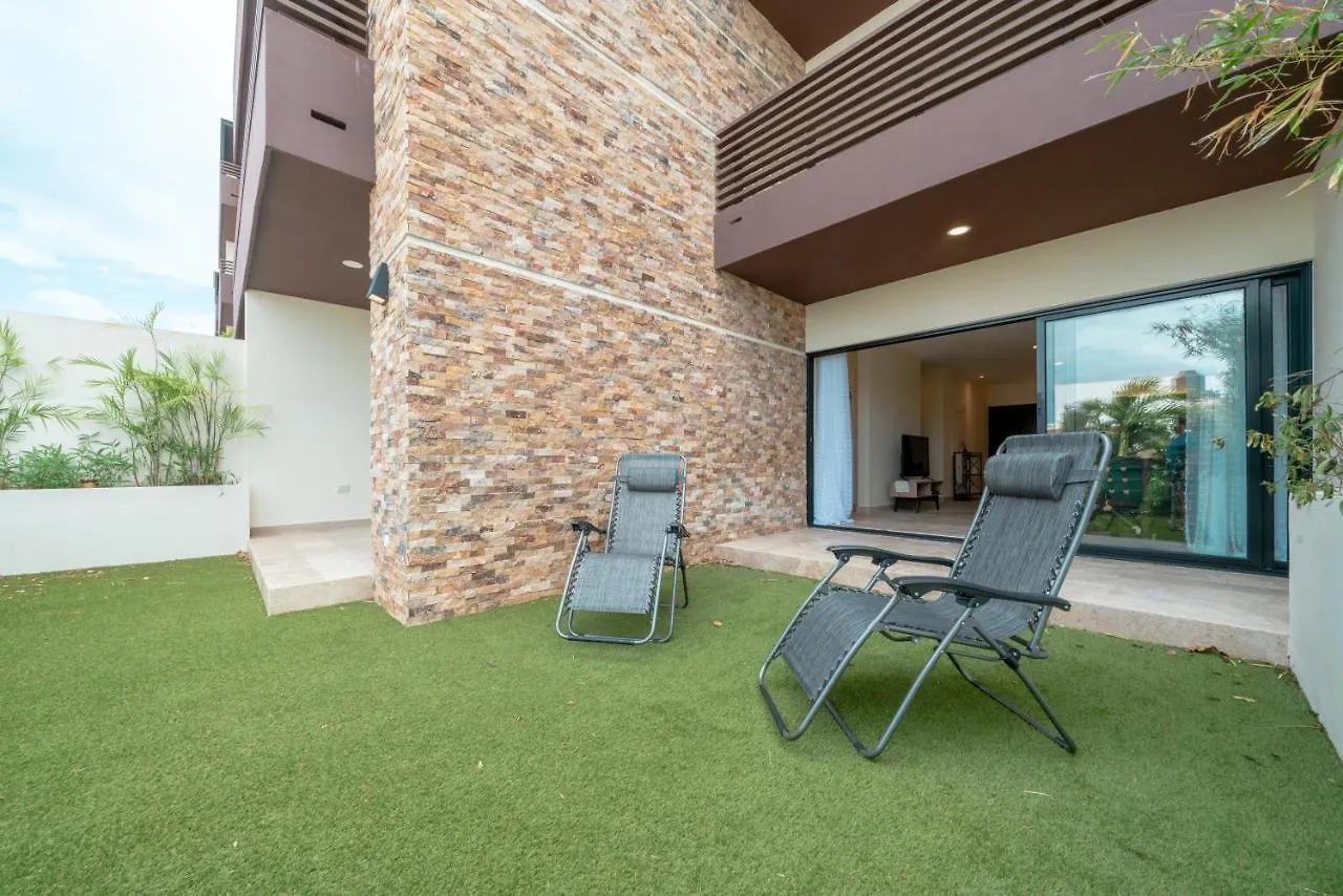 Condo Verde Oasis - Central 2 Bedroom With Pool, Gym, Private Terrace - At Veranto Condos Playa del Carmen 0*,