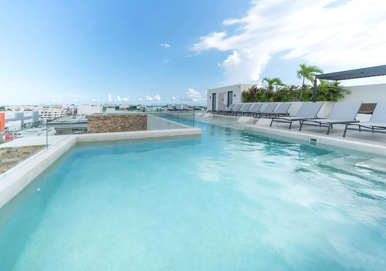 Condo Verde Oasis - Central 2 Bedroom With Pool, Gym, Private Terrace - At Veranto Condos Playa del Carmen Apartment