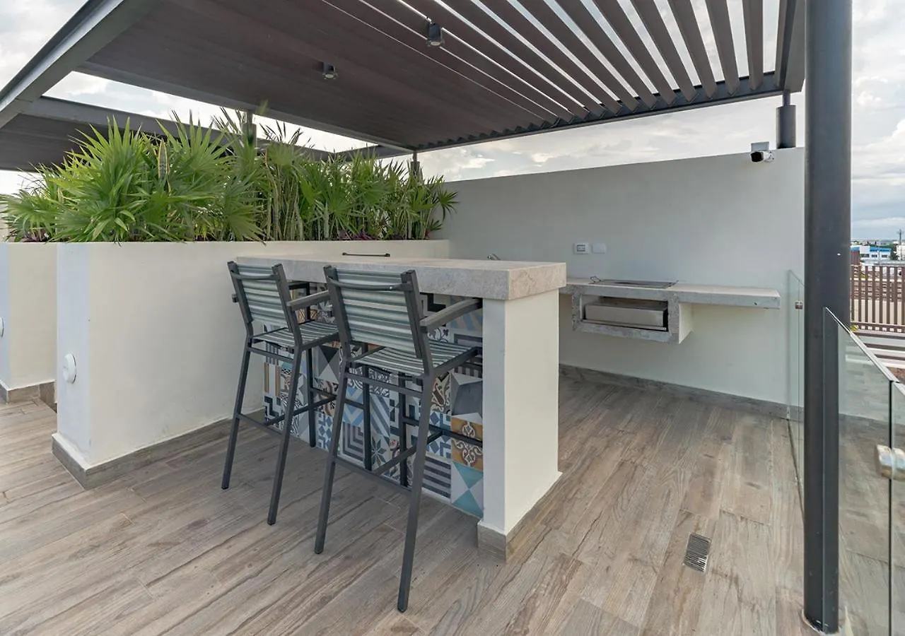 Condo Verde Oasis - Central 2 Bedroom With Pool, Gym, Private Terrace - At Veranto Condos Playa del Carmen Apartment