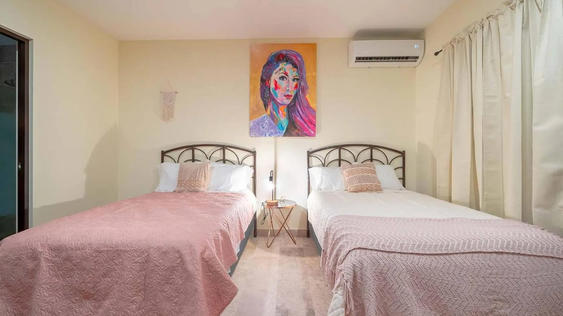 Lägenhet Condo Verde Oasis - Central 2 Bedroom With Pool, Gym, Private Terrace - At Veranto Condos Playa del Carmen Mexiko