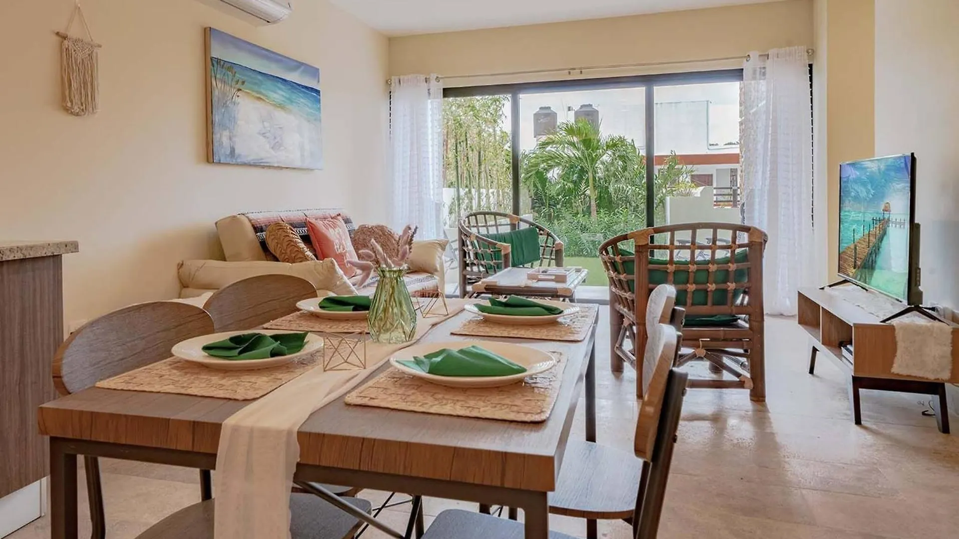 Condo Verde Oasis - Central 2 Bedroom With Pool, Gym, Private Terrace - At Veranto Condos Playa del Carmen 0*,